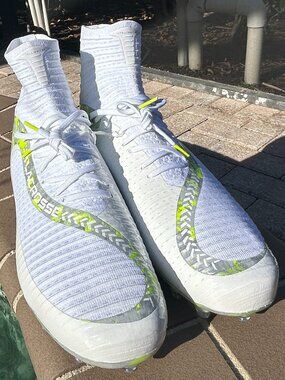 Under Armour Highlight 2 MC Lacrosse Cleats – Men’s Size 15  - New